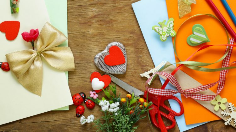 5 Easy Crafts For Seniors With Dementia